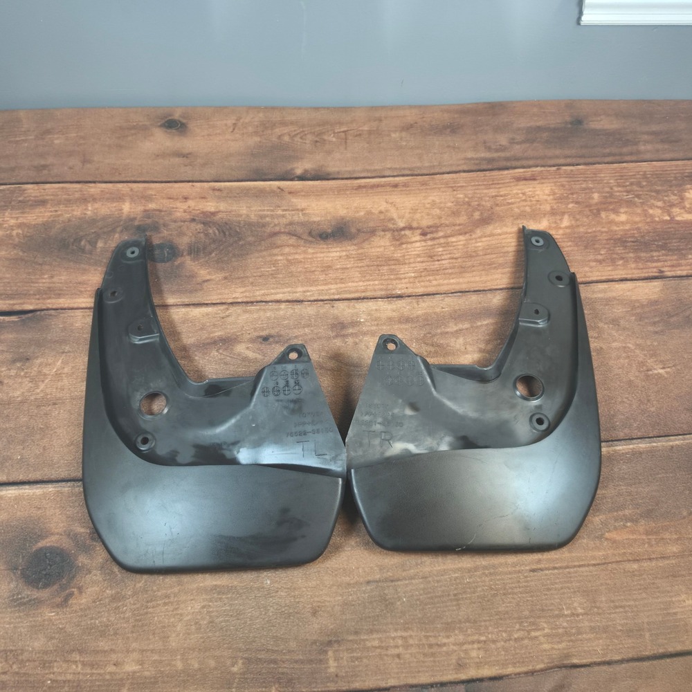 Toyota Mud Guard Set Front 76621-35150 Black Good OEM Splash Guards Pair